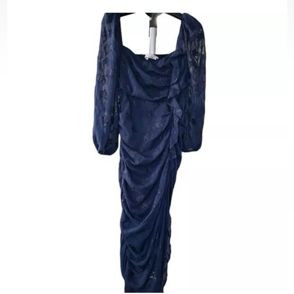NWT ASTR The Label Athens Ruched Ruffle - Puff Sleeve Midi Dress in Navy - SMALL - Picture 4 of 6